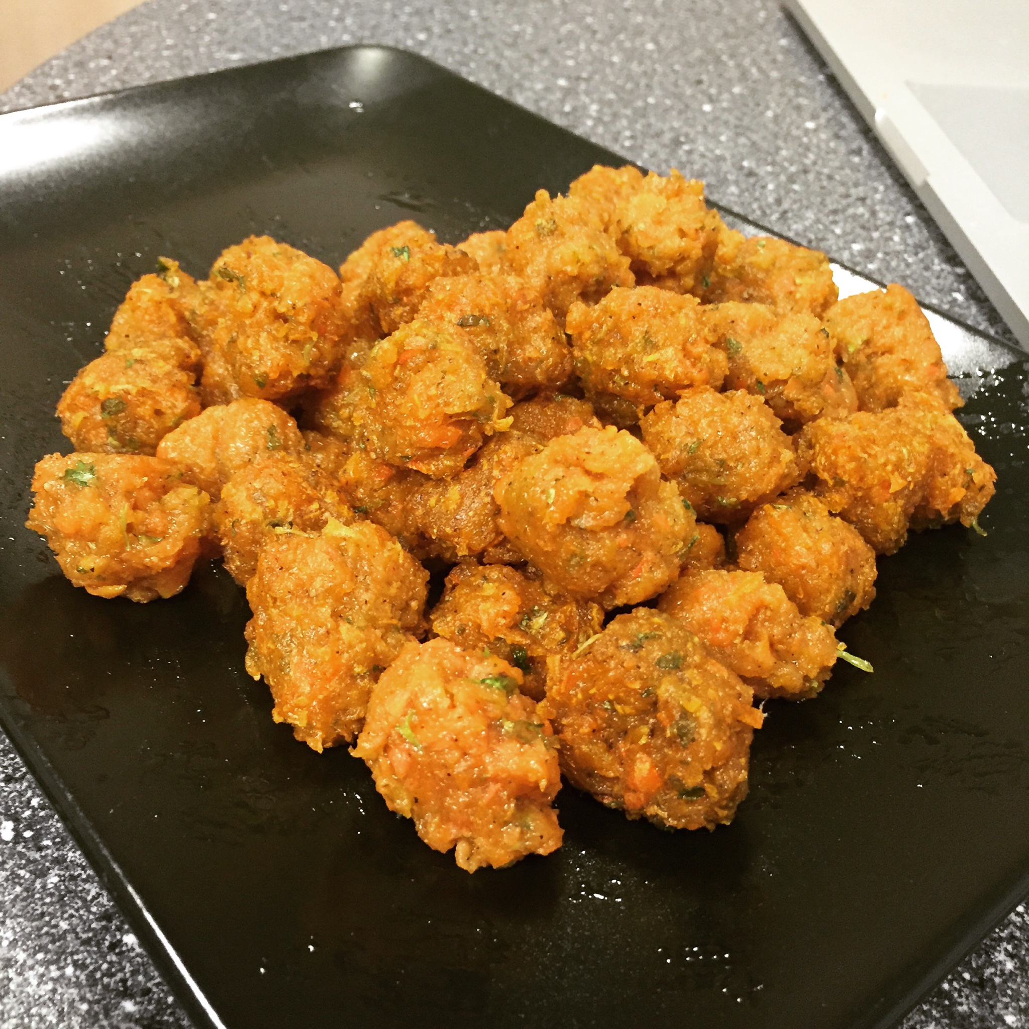 胡萝卜香菜素丸子