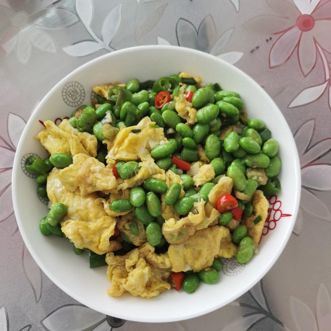 鸡蛋炒毛豆米