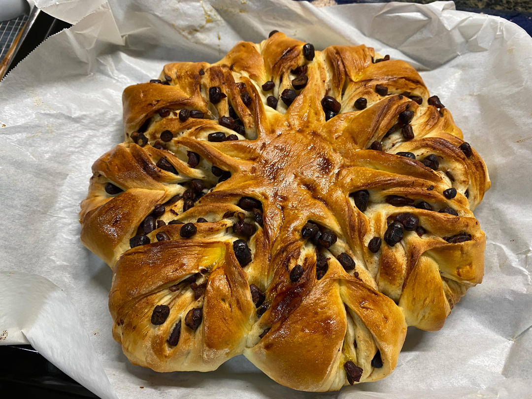 【小高姐】蒜香浓郁 造型优美 不用揉出手膜的面包