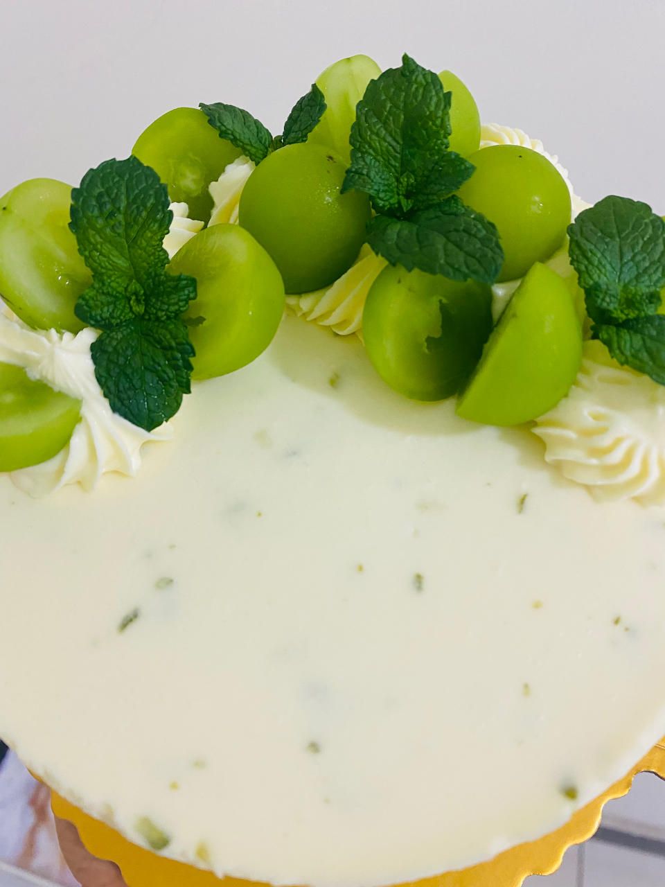 青柠青提慕斯蛋糕