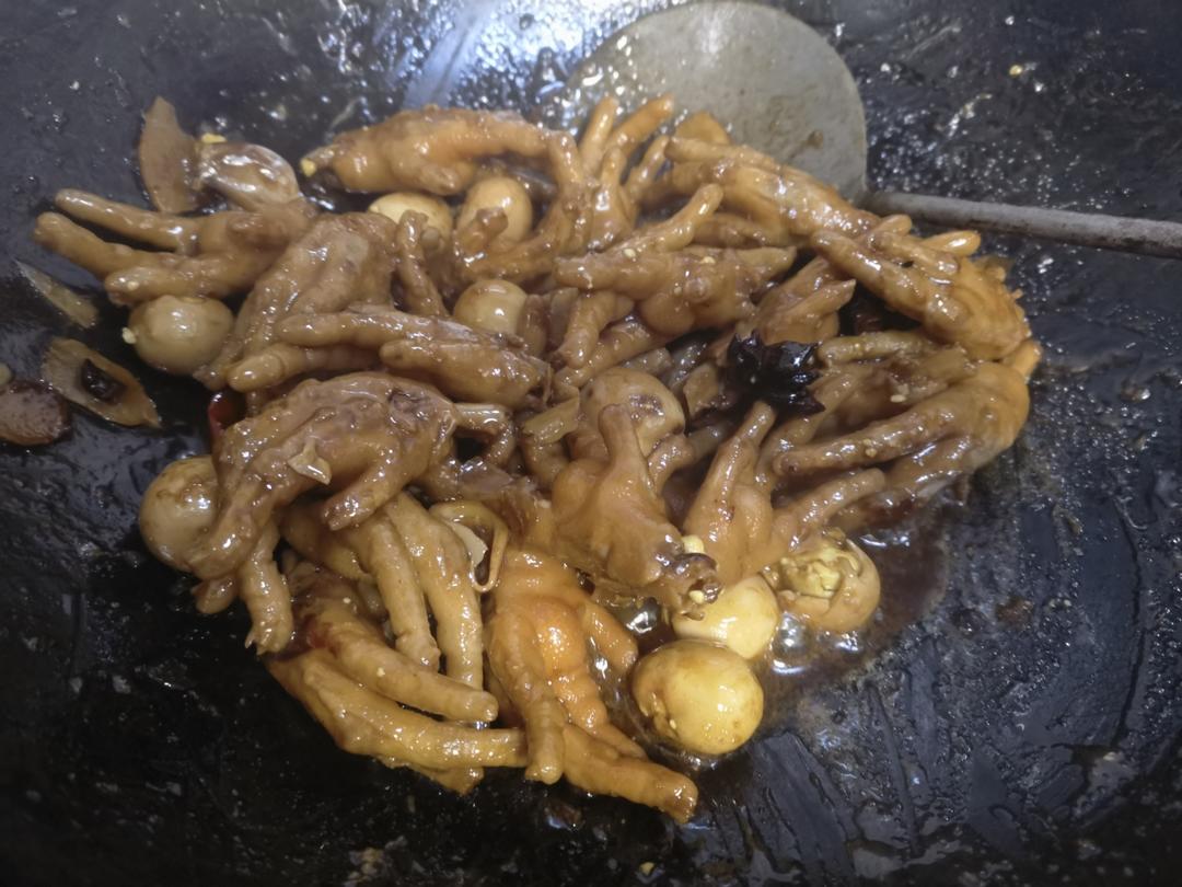 “销魂”卤鸡爪