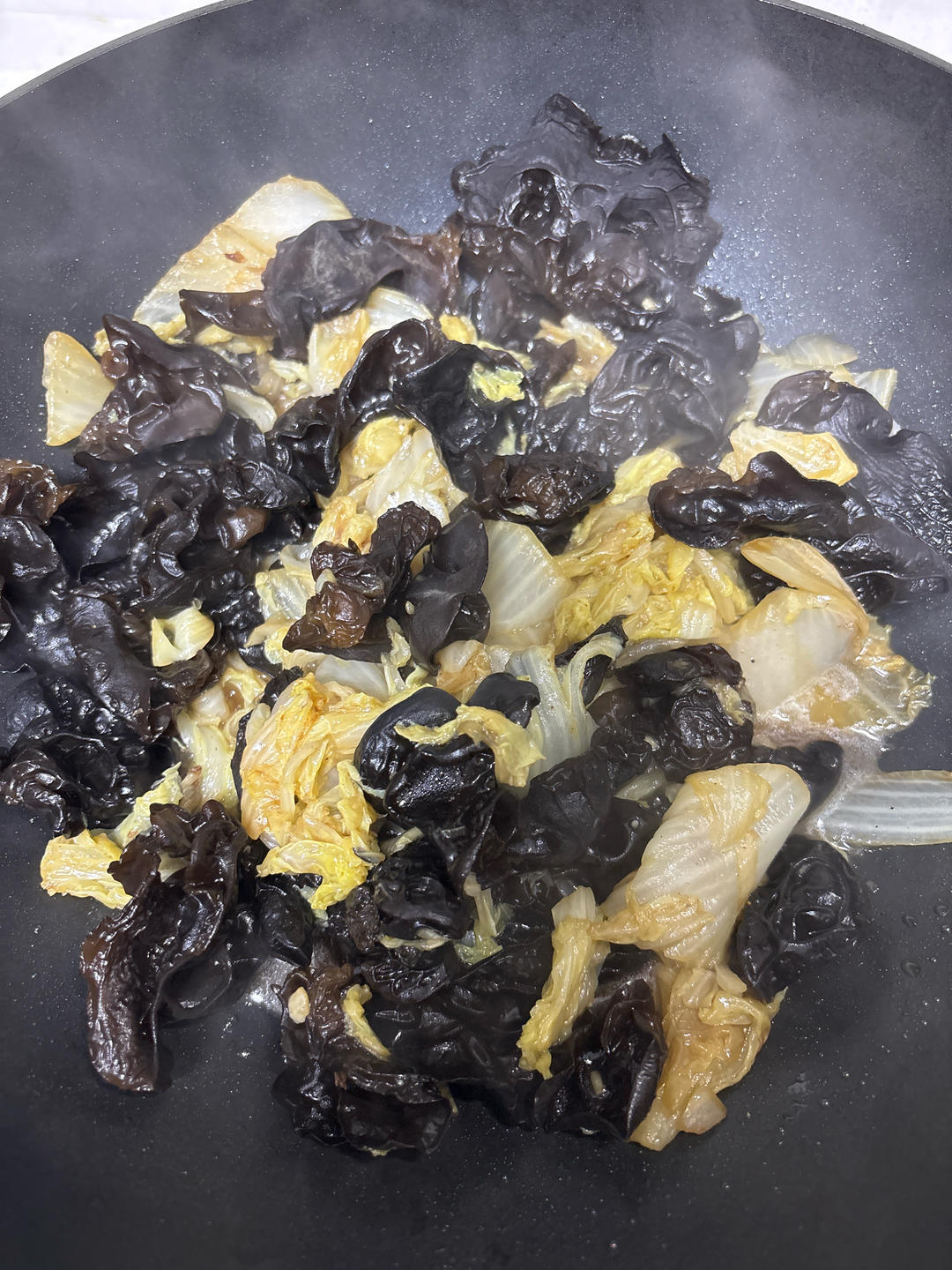 白菜片炒木耳
