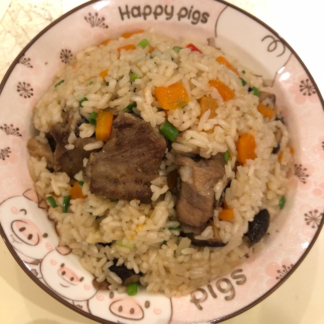 喷香排骨焖饭（爆好吃）