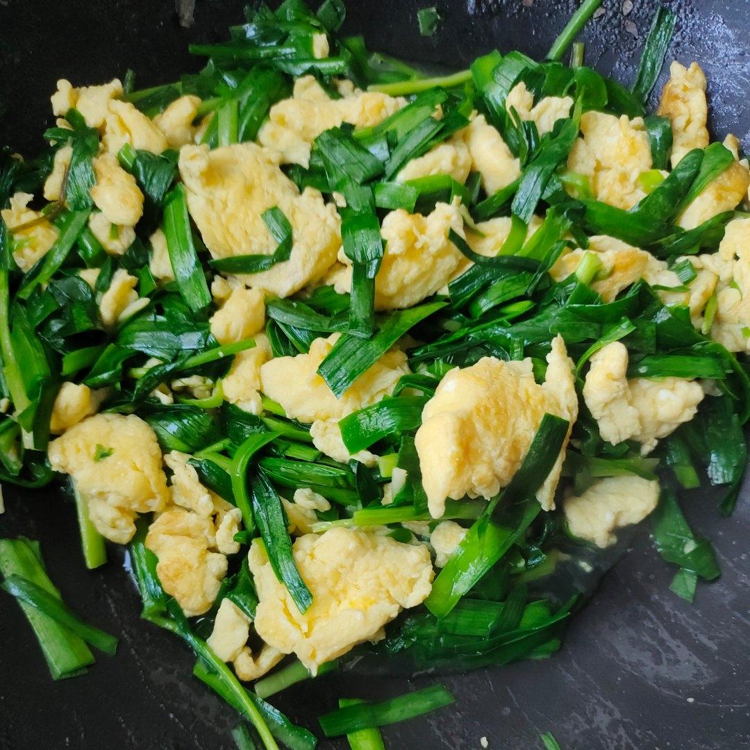 韭菜炒鸡蛋——三分钟快手下饭菜 掌握火候的秘诀