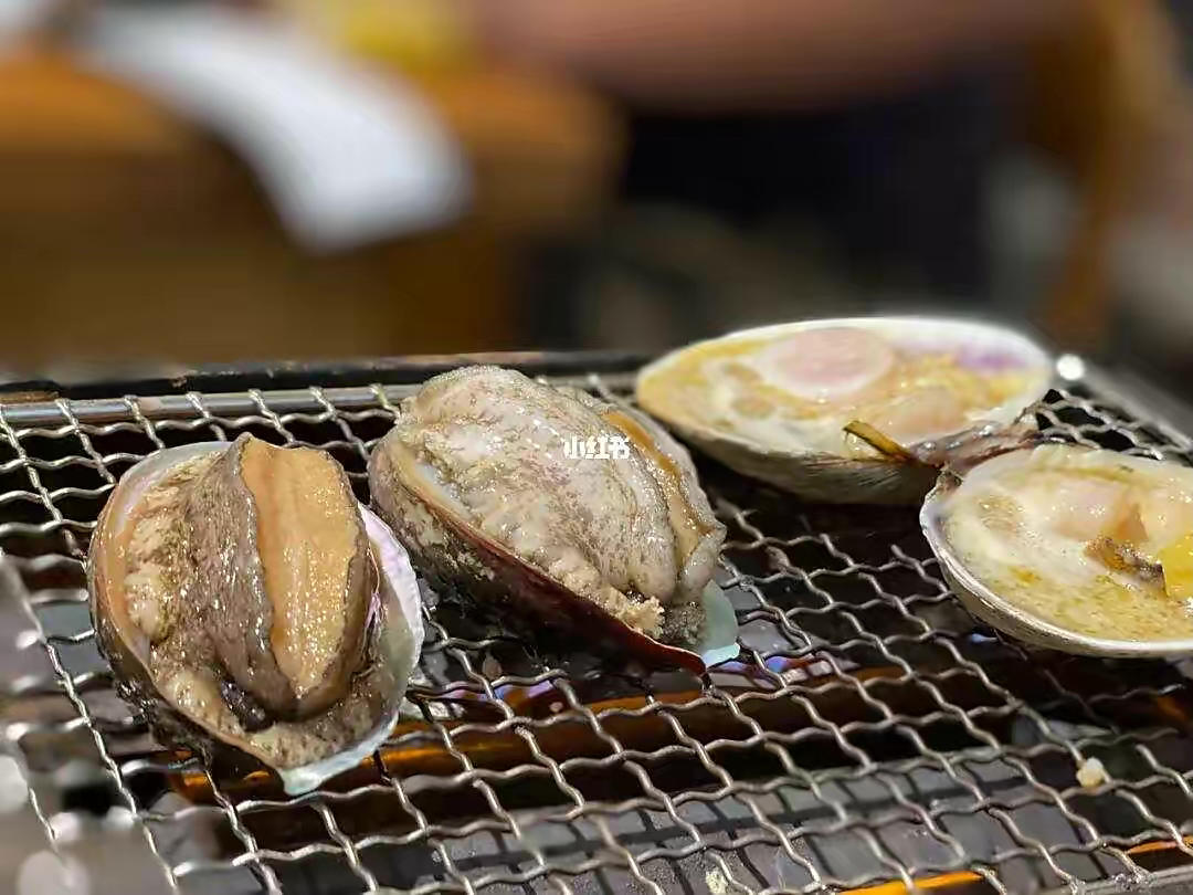 黄油炭烤鲍鱼
