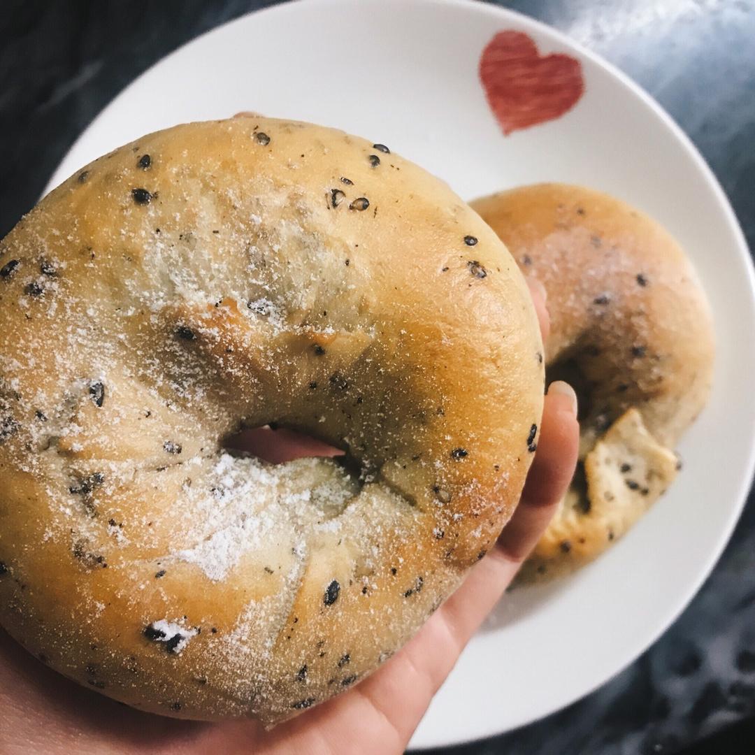 原味贝果🥯/黑芝麻贝果🥯