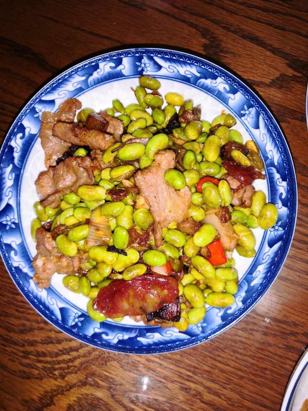 爱胖胖0428做的毛豆炒香肠