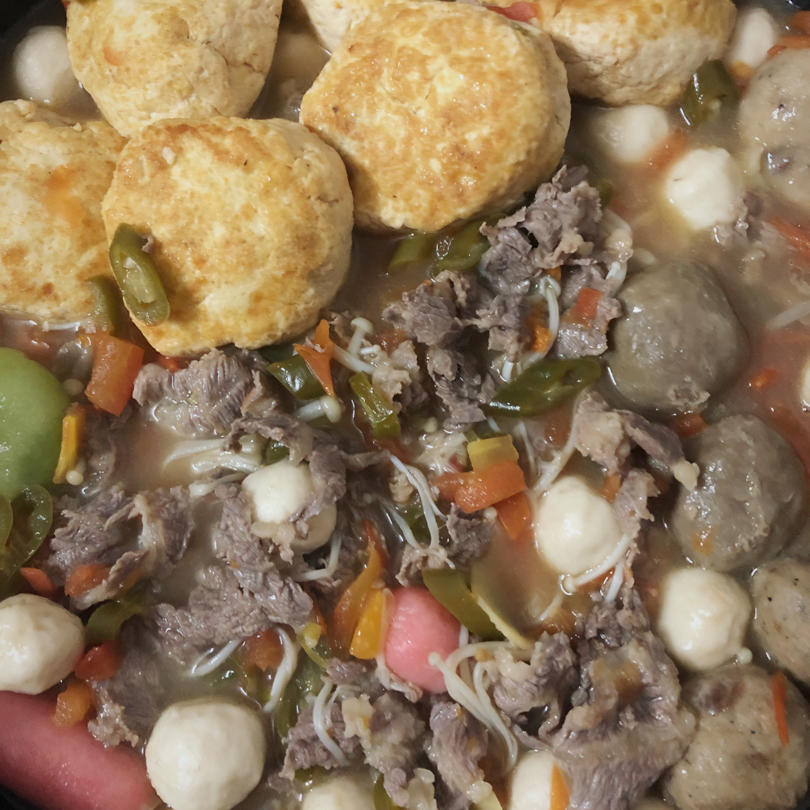 金针菇肥牛番茄锅