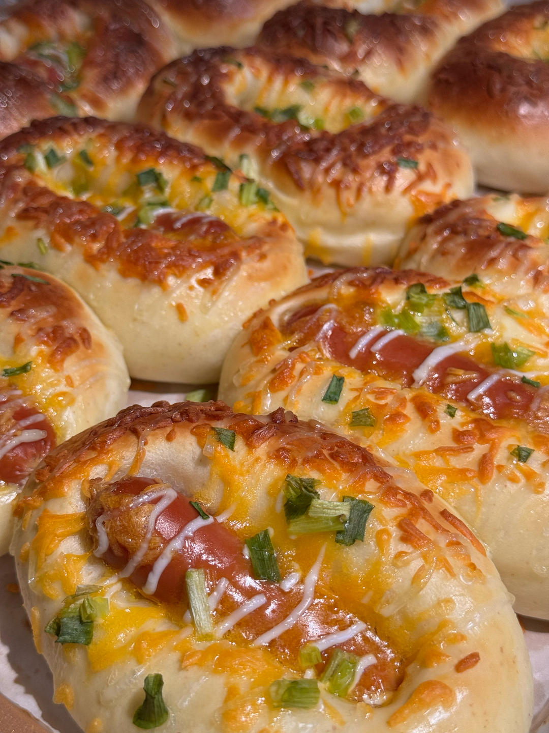 一个面团撑起一家店的台式面包—香肠面包