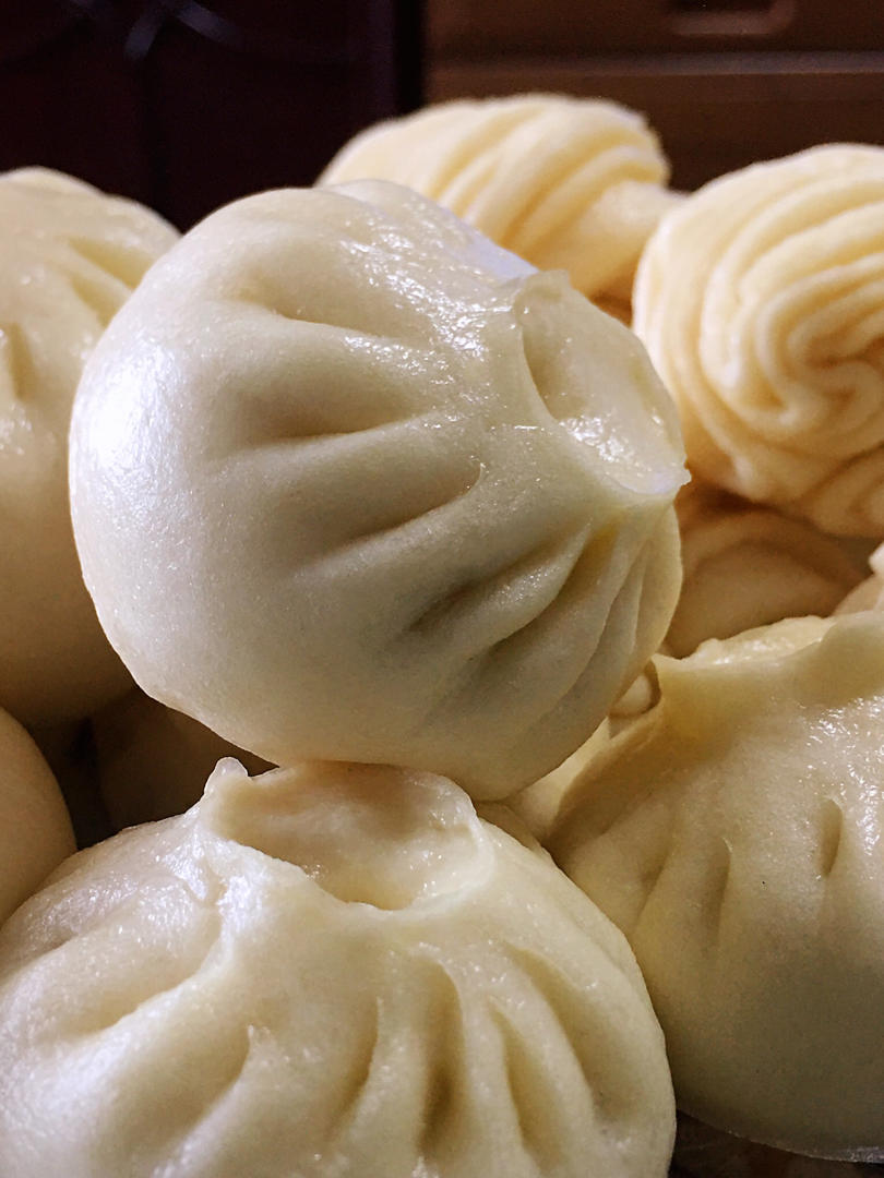 我很家常做的牛肉芹菜叶馅早餐小包子