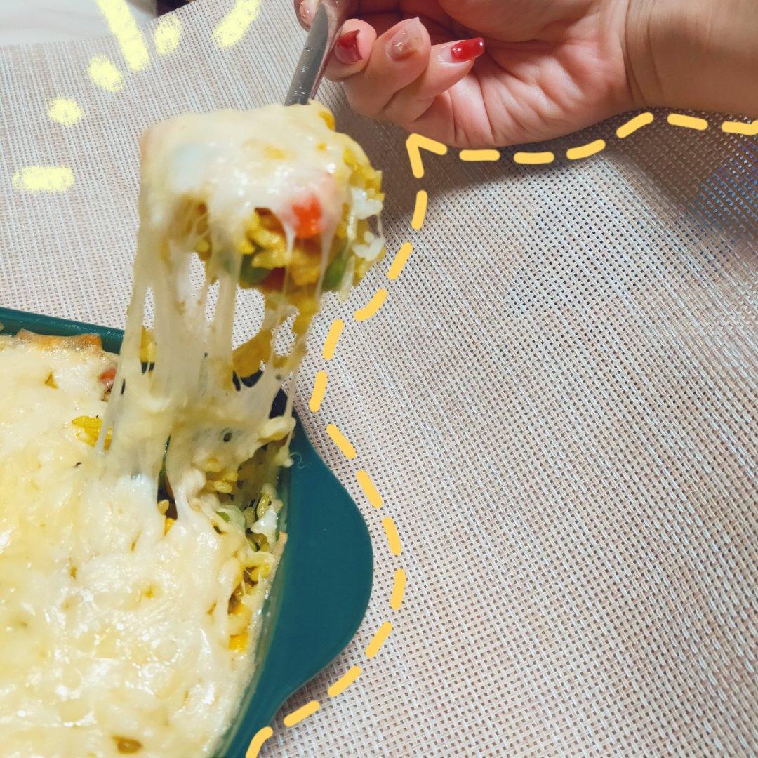 咖喱鸡肉芝士焗饭