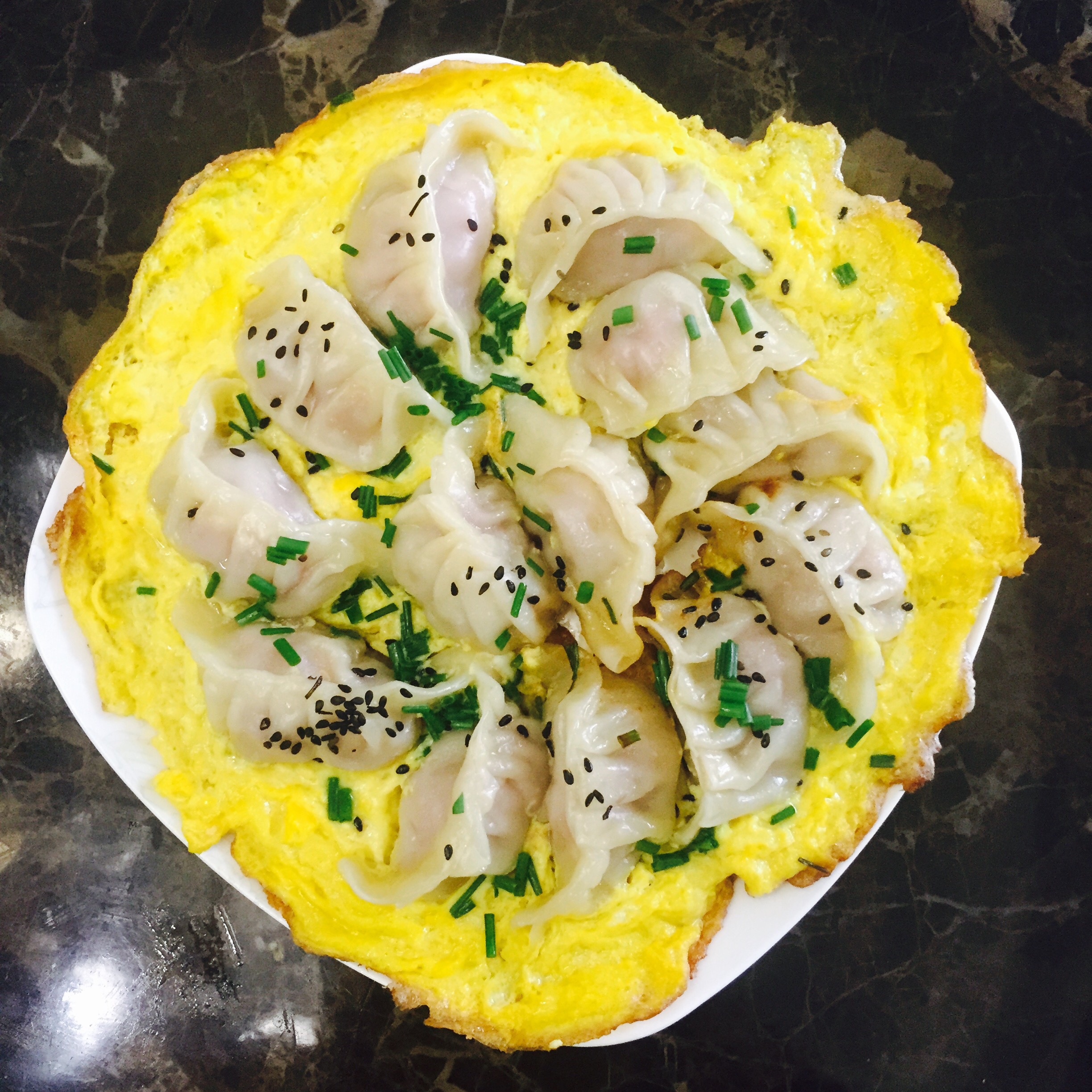蛋抱煎饺（速冻饺）