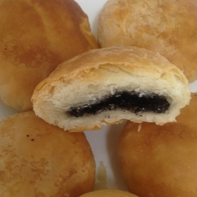 薄如蝉翼的中式酥皮——玫瑰鲜花饼