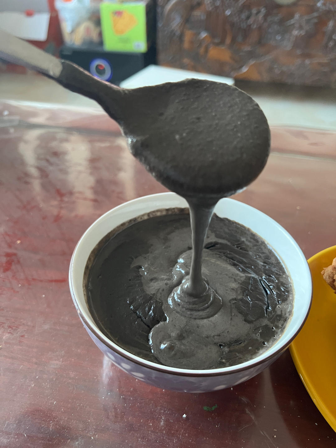 丝滑核桃芝麻糊（简易破壁机版，不耽误好吃）