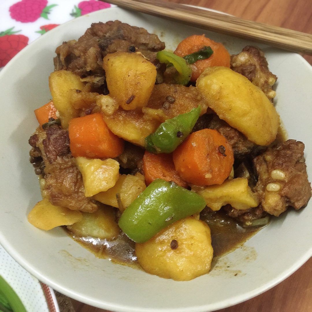 土豆炖排骨