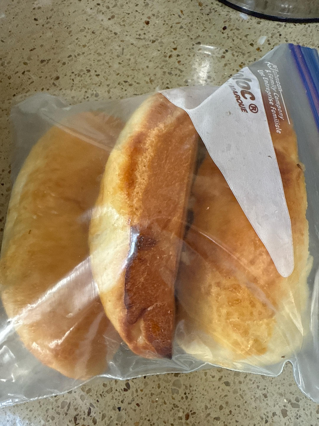 德式热狗，一次能吃仨！
