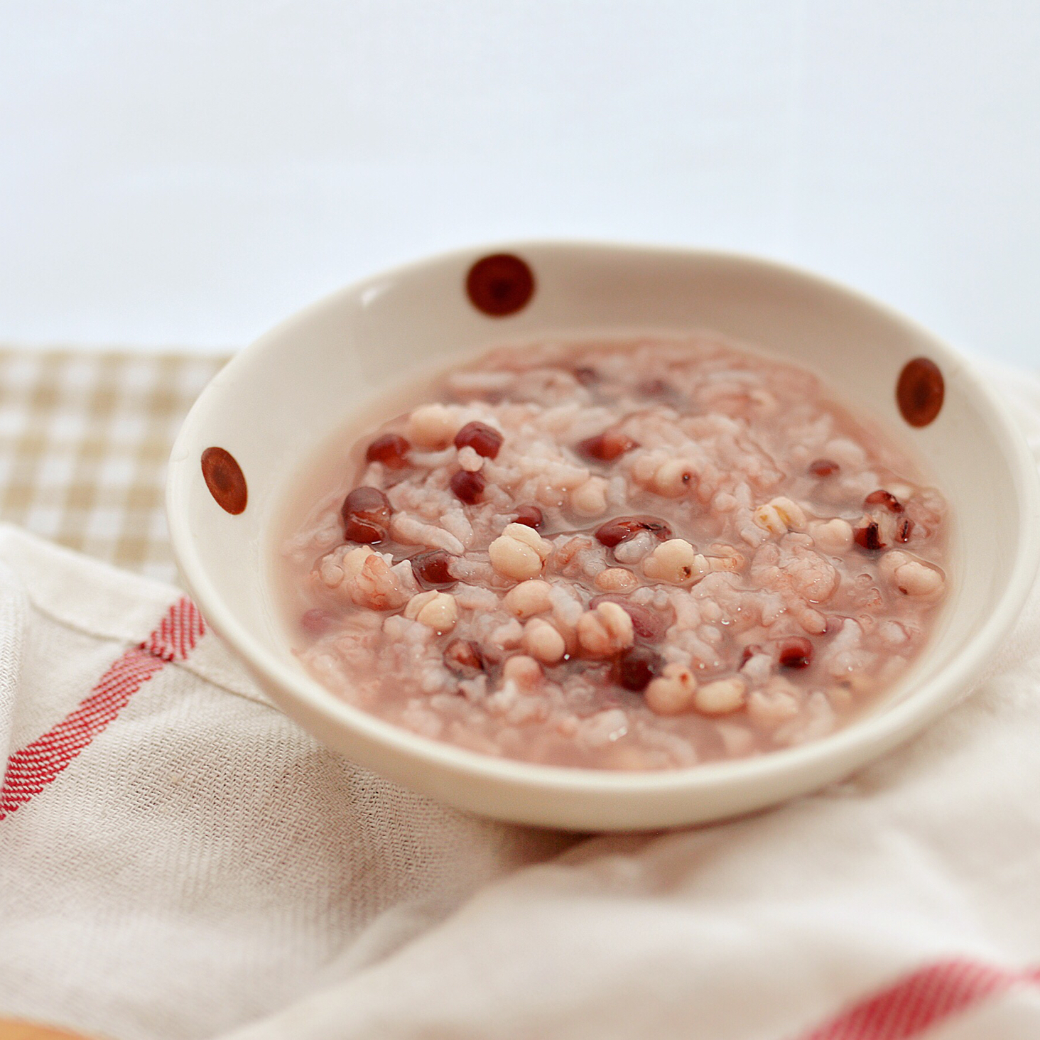 annesmall做的薏米红豆粥