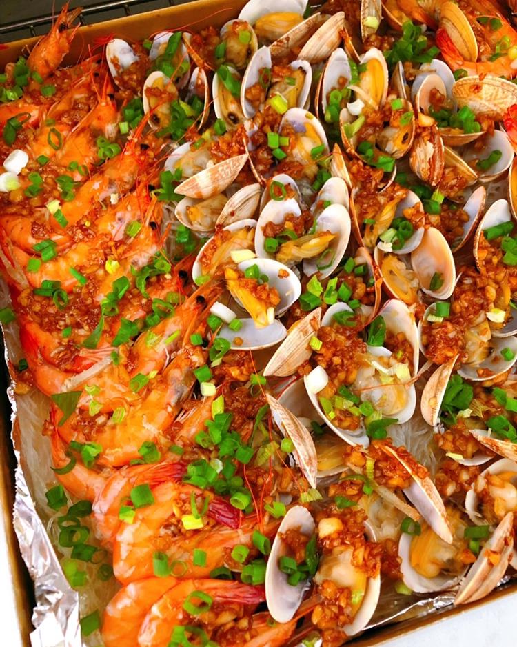 蒜蓉粉丝烤花甲虾