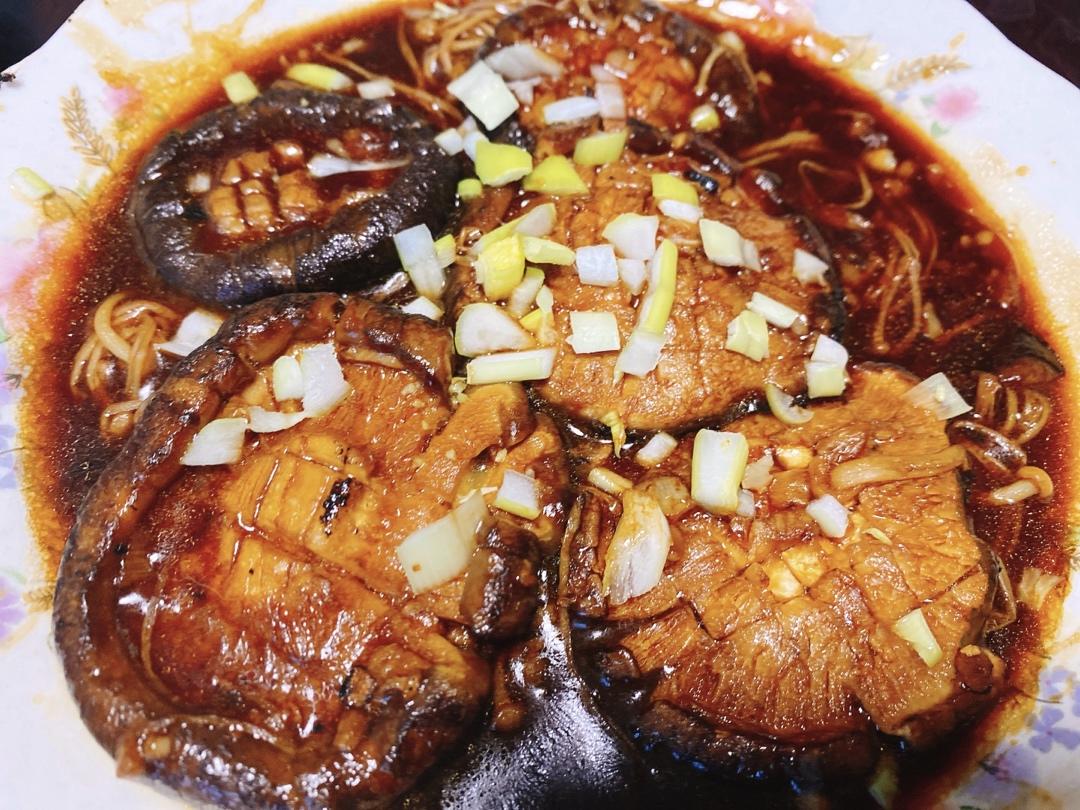 鲜嫩多汁，比鲍鱼还好吃红烧香菇