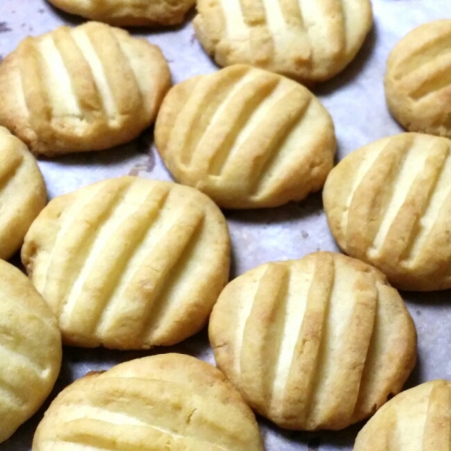 牛奶饼干