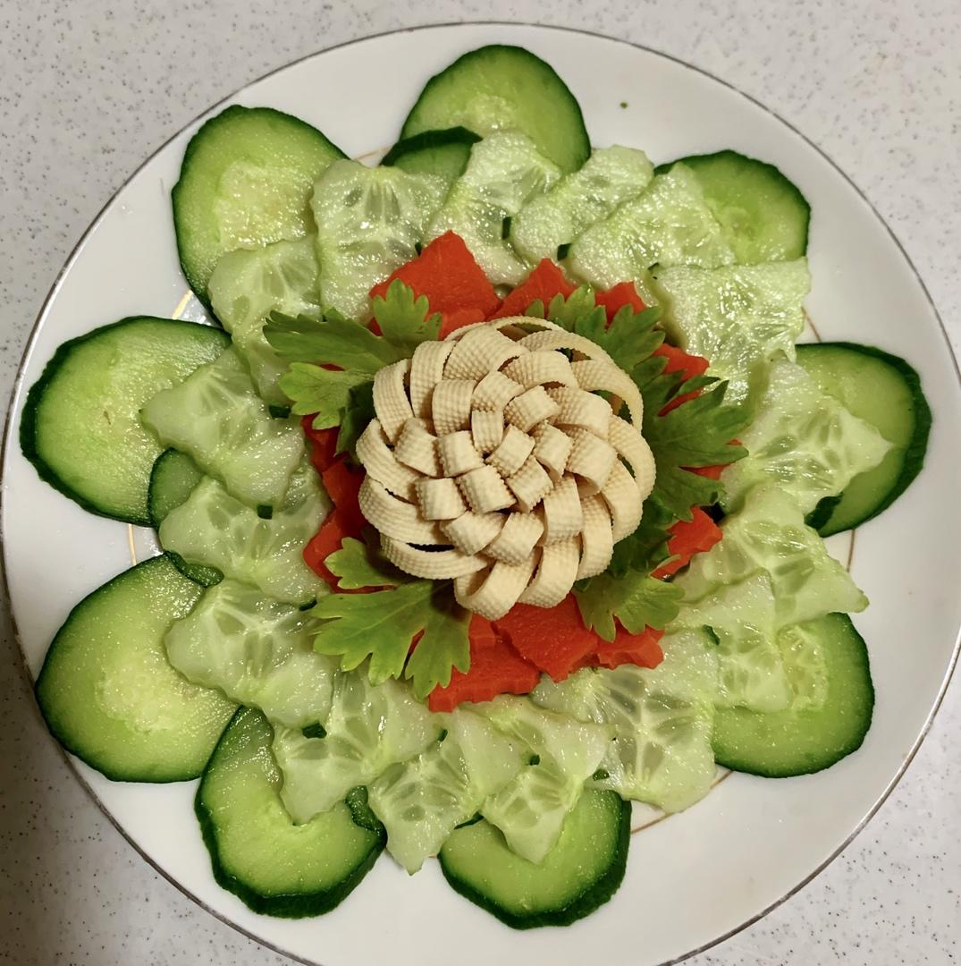 👗创意黄瓜盘饰摆盘拼盘（有小裙子）