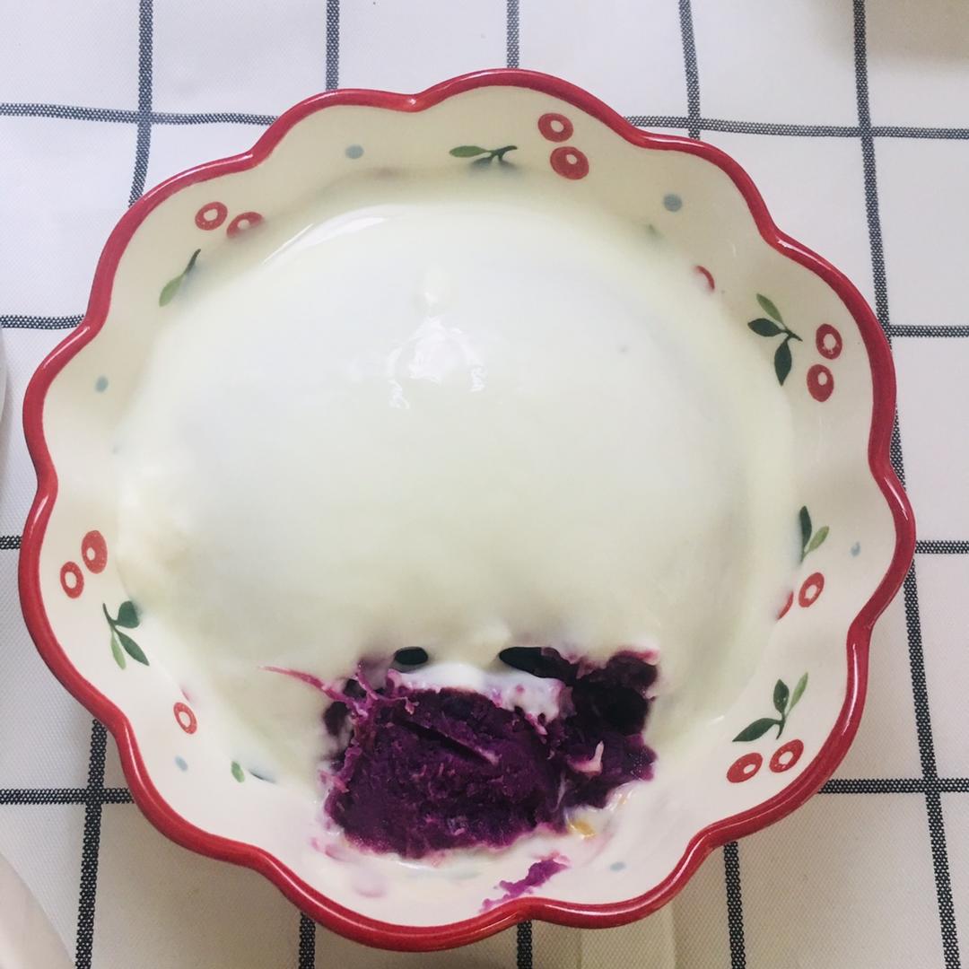 酸奶紫薯泥