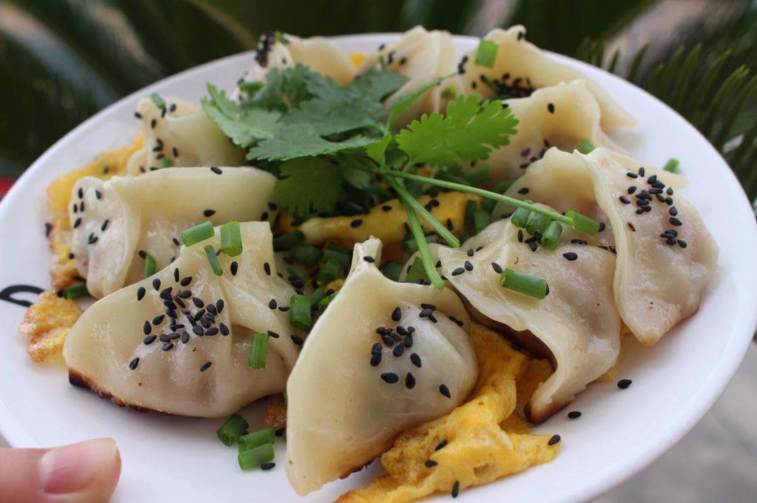 懒人快手抱蛋煎饺