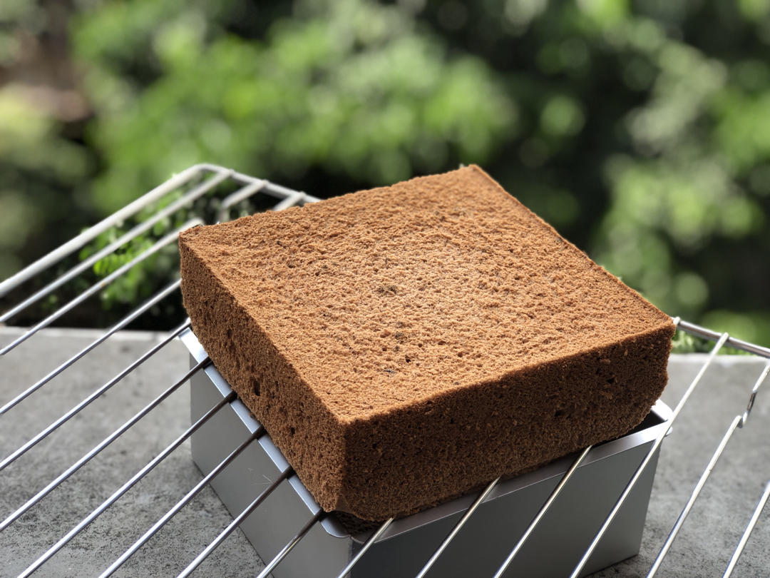 多次调整【超稳定戚风】详细大整理 各种划重点 （蛋白霜打蛋器 厨师机双版本）