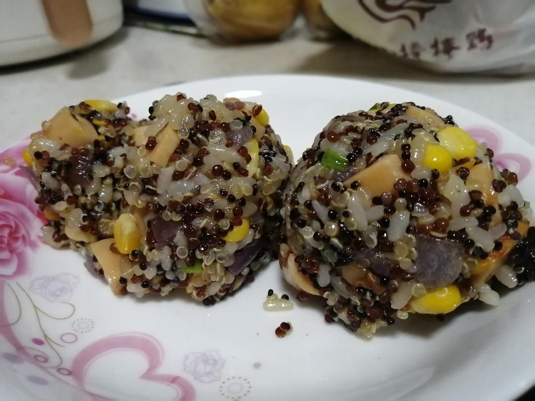 藜麦饭团