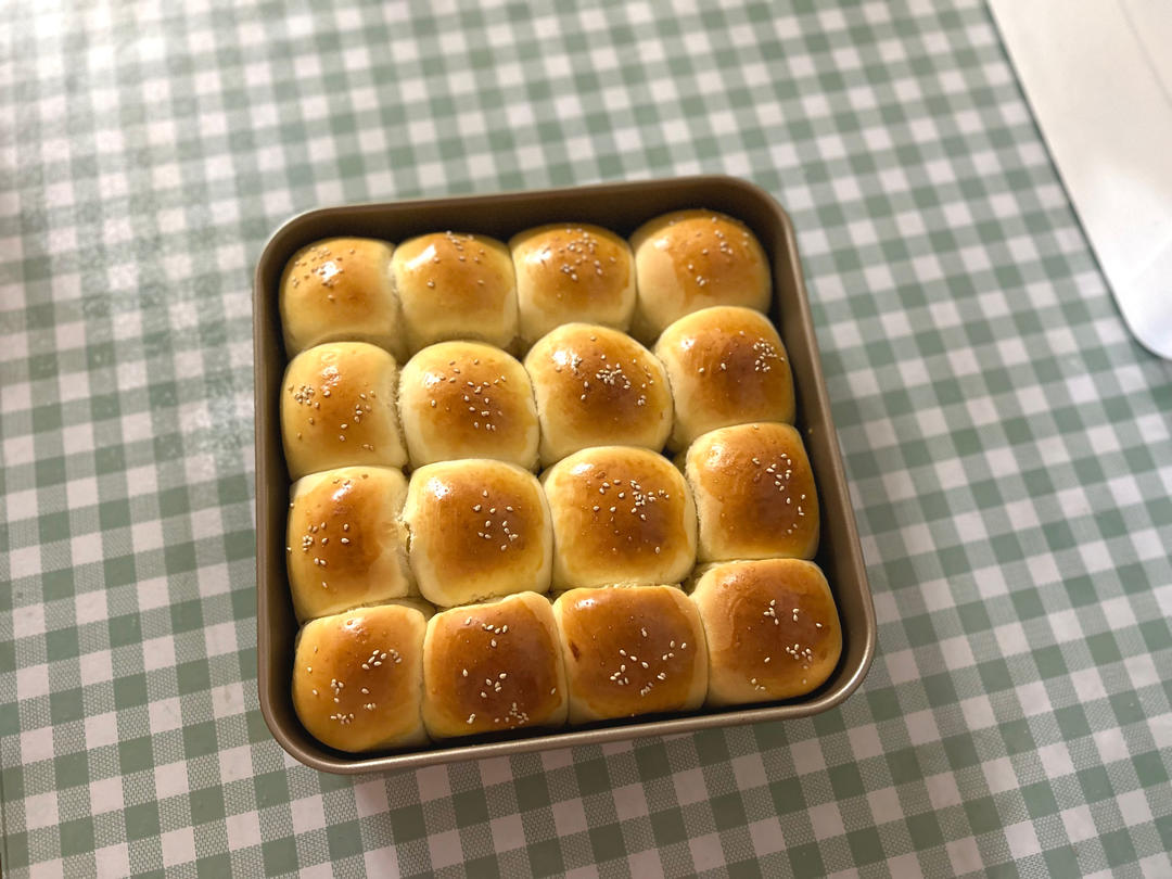 炼乳一发小餐包