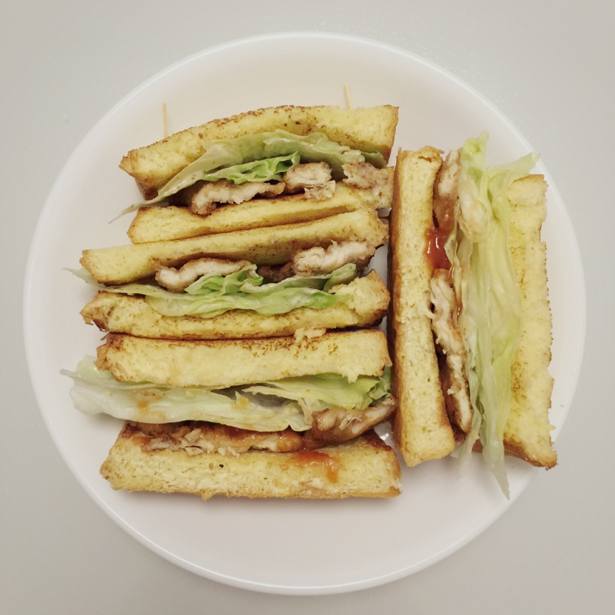 炸鸡三明治