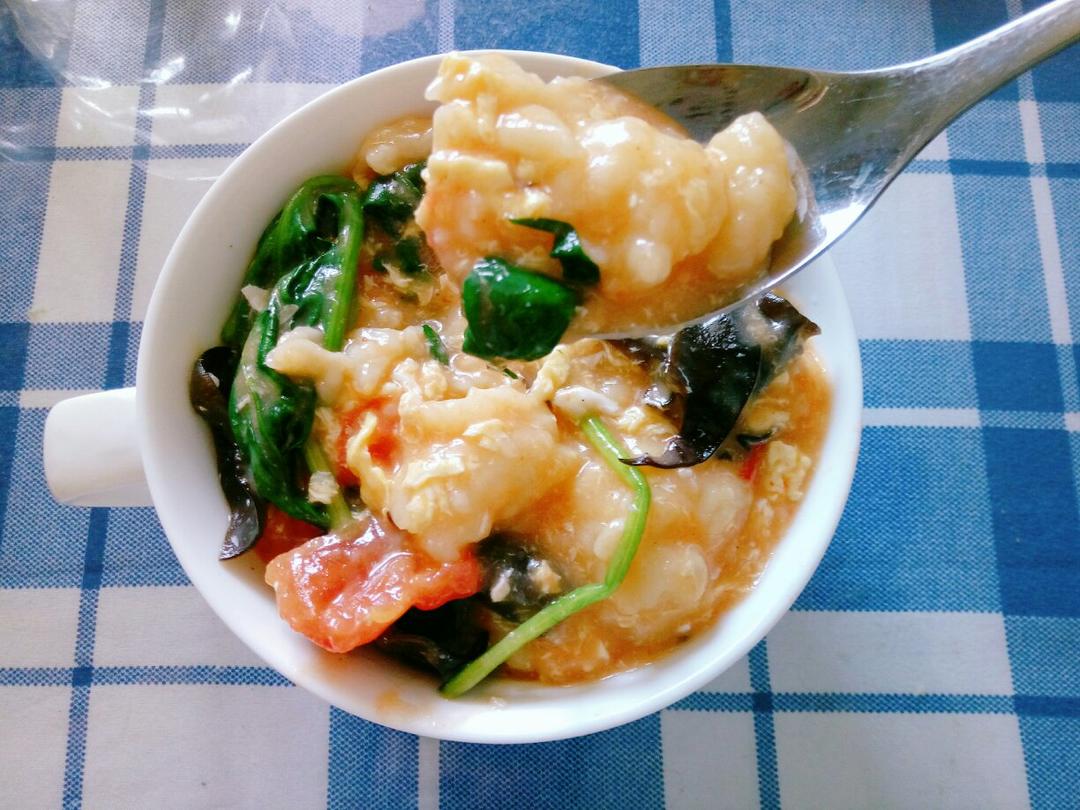 西红柿鸡蛋疙瘩汤