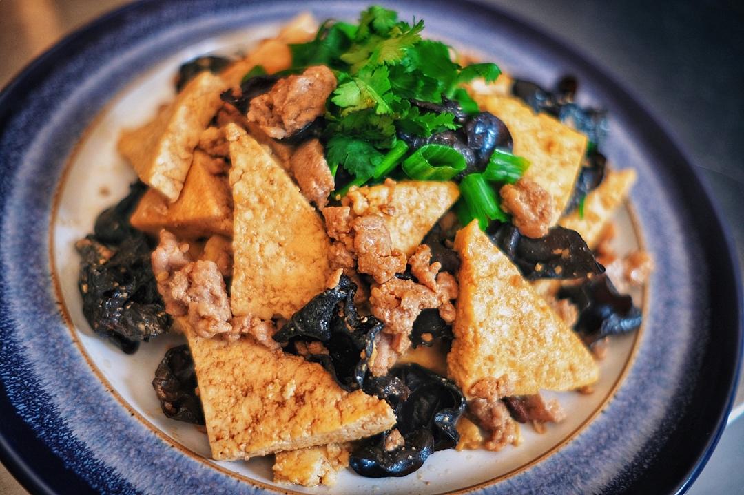 豆腐这样做比大鱼大肉都好吃，简单易做又下饭