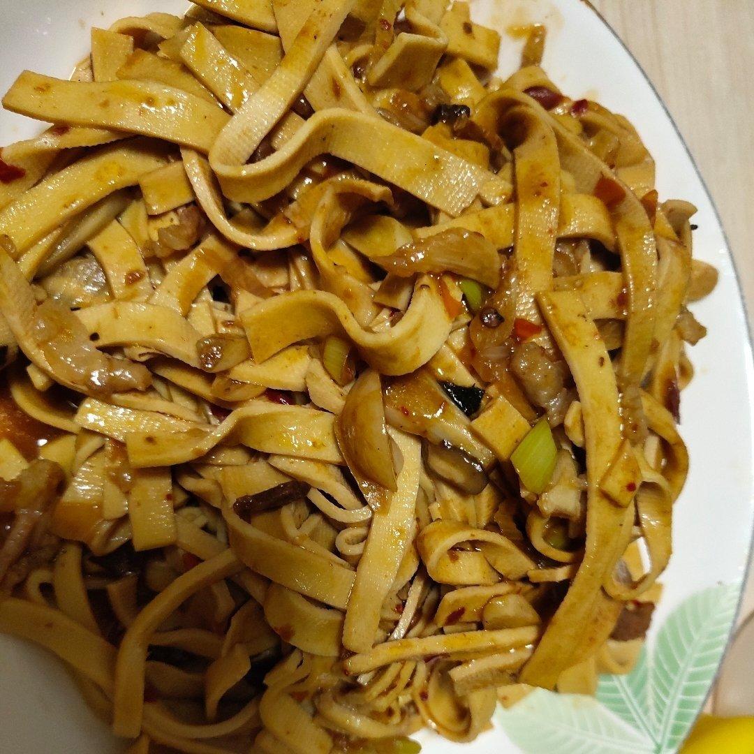 不炸不炒不凉拌的豆腐皮