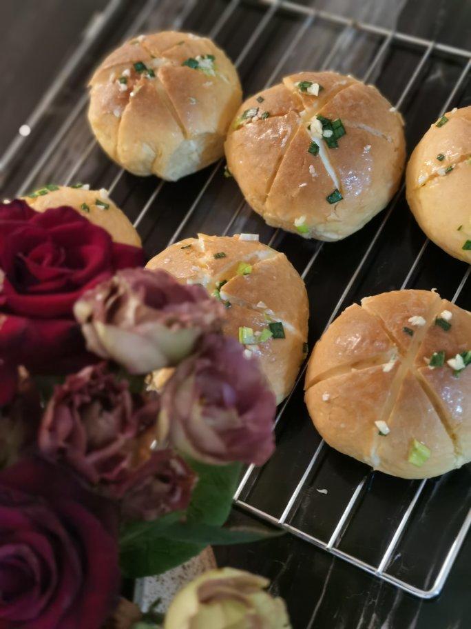 网红蒜香奶酪面包，好吃到爆炸