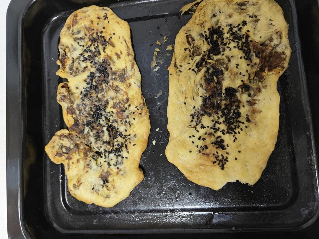 梅干菜鲜肉锅盔