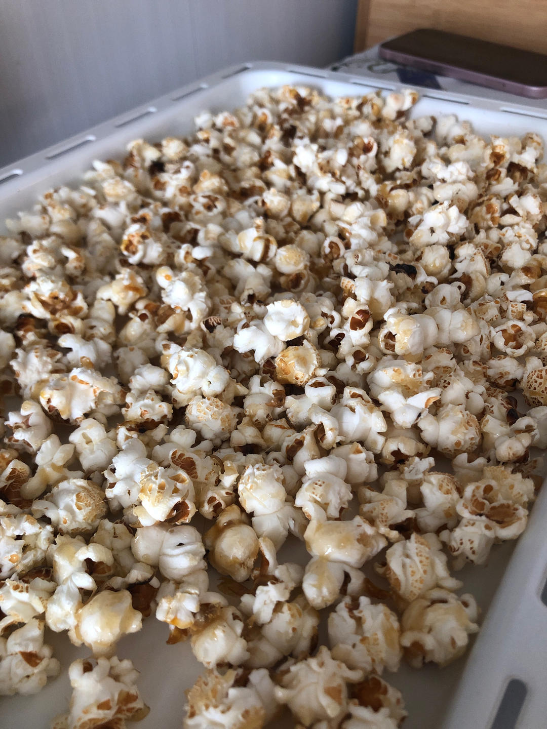 咸甜酥脆的焦糖海盐爆米花|可外出携带的小零食