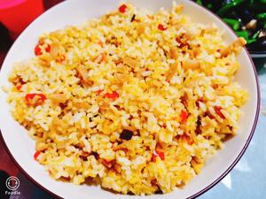 米饭新吃法，萝卜干炒蛋炒饭的做法 步骤4