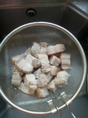 大豆(白芸豆)红烧肉的做法 步骤4