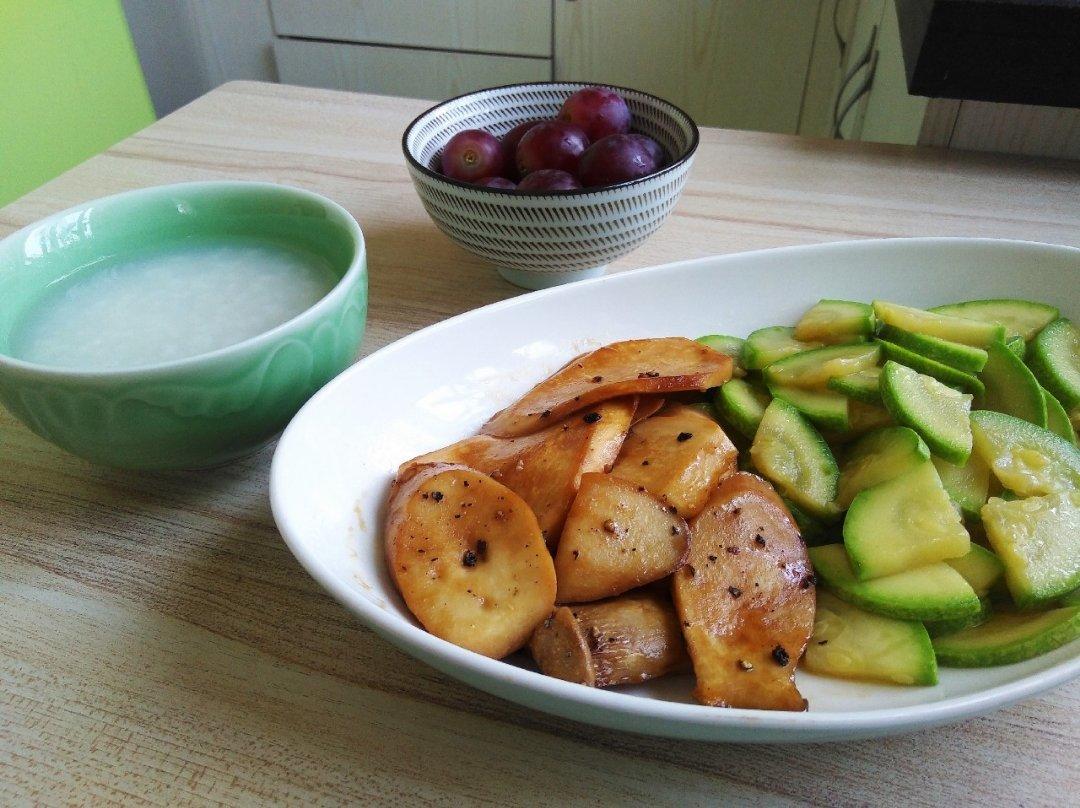 煎鸡腿菇