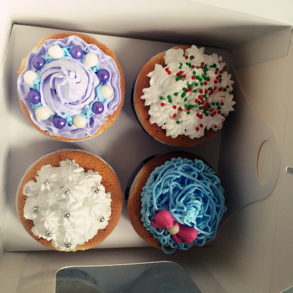 鲜奶油戚风杯子蛋糕（纸杯蛋糕）