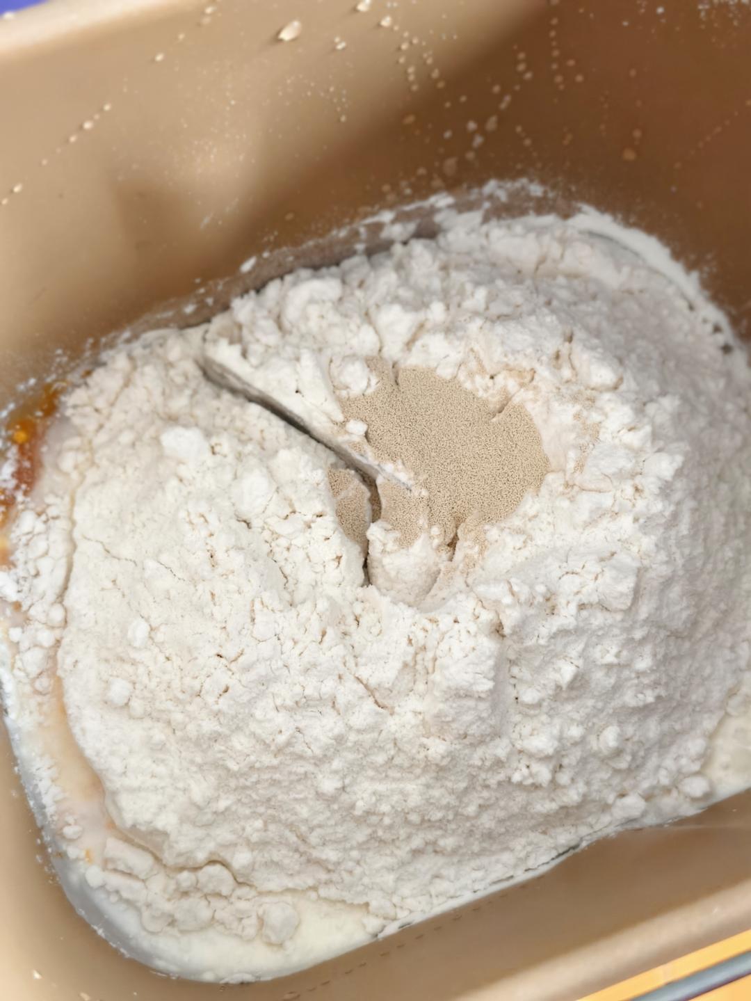 纯奶手撕吐司的做法 步骤1