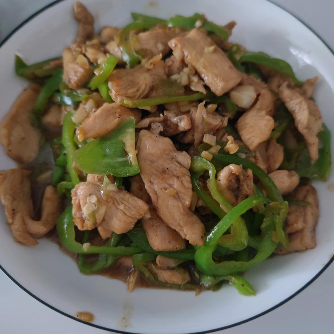 巨好吃的青椒炒鸡胸肉丝，超下饭
