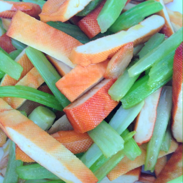 小芹菜炒香干