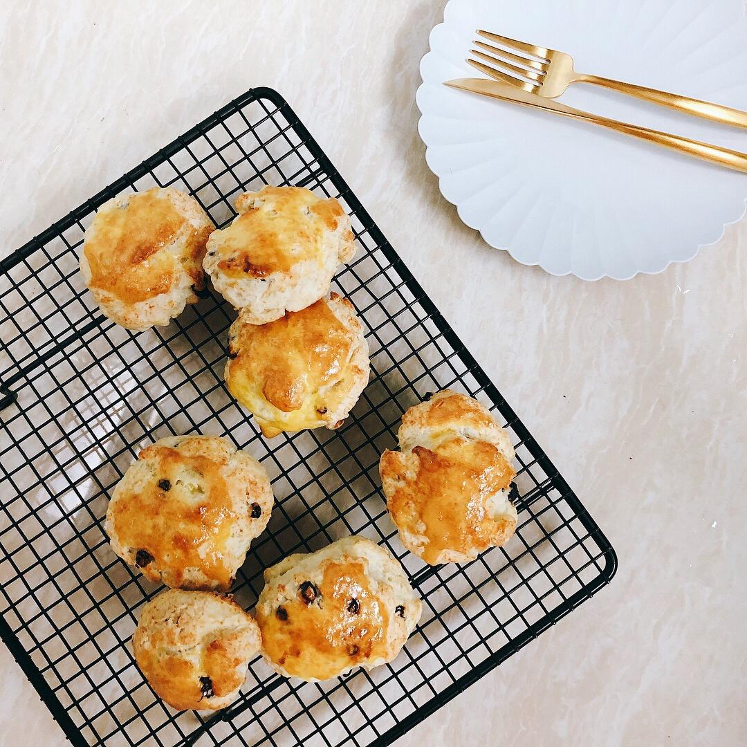 朴素的椰子油咸司康<Coconut Oil Biscuits>