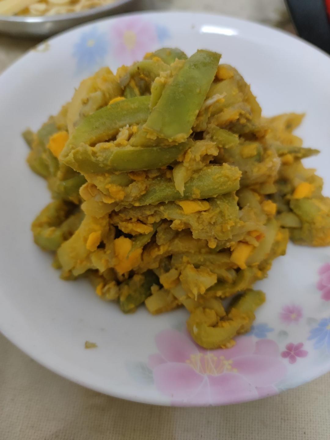 咸蛋黄炒茄子（健康少油版）