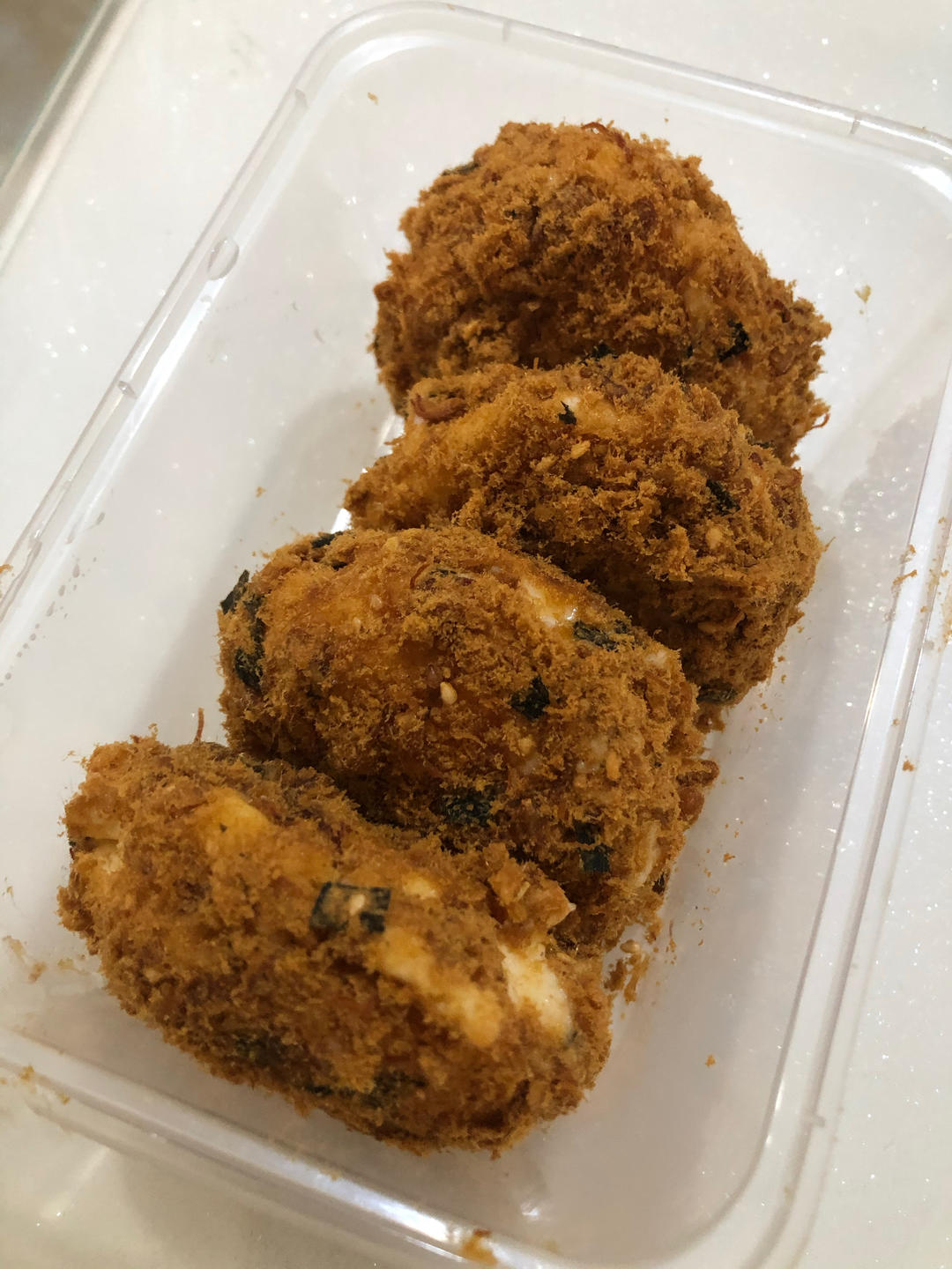 朋友都说比鲍师傅好吃的海苔肉松小贝