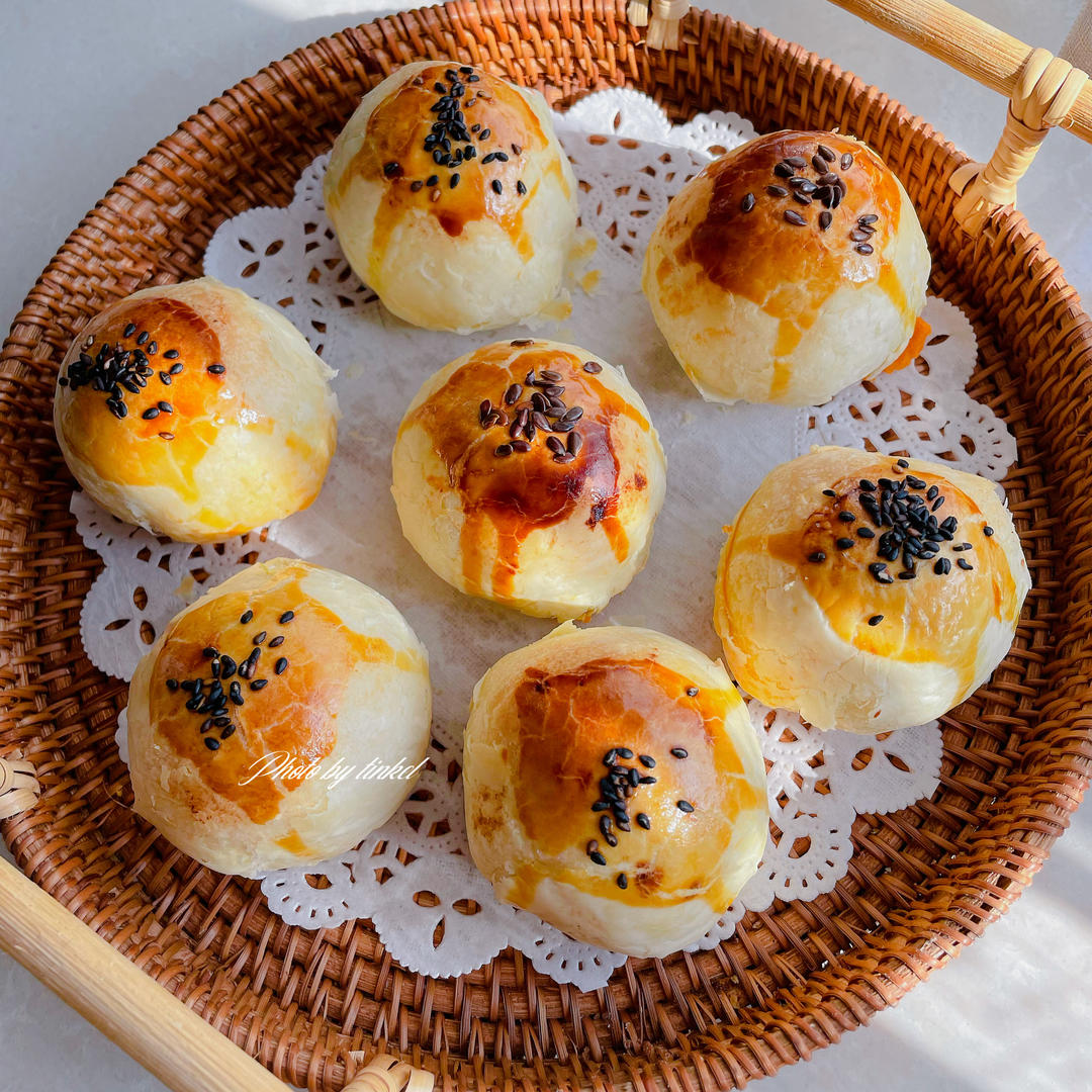 蛋黄酥酥酥（超级奶香黄油版）