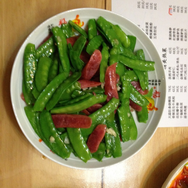 腊肠炒荷兰豆