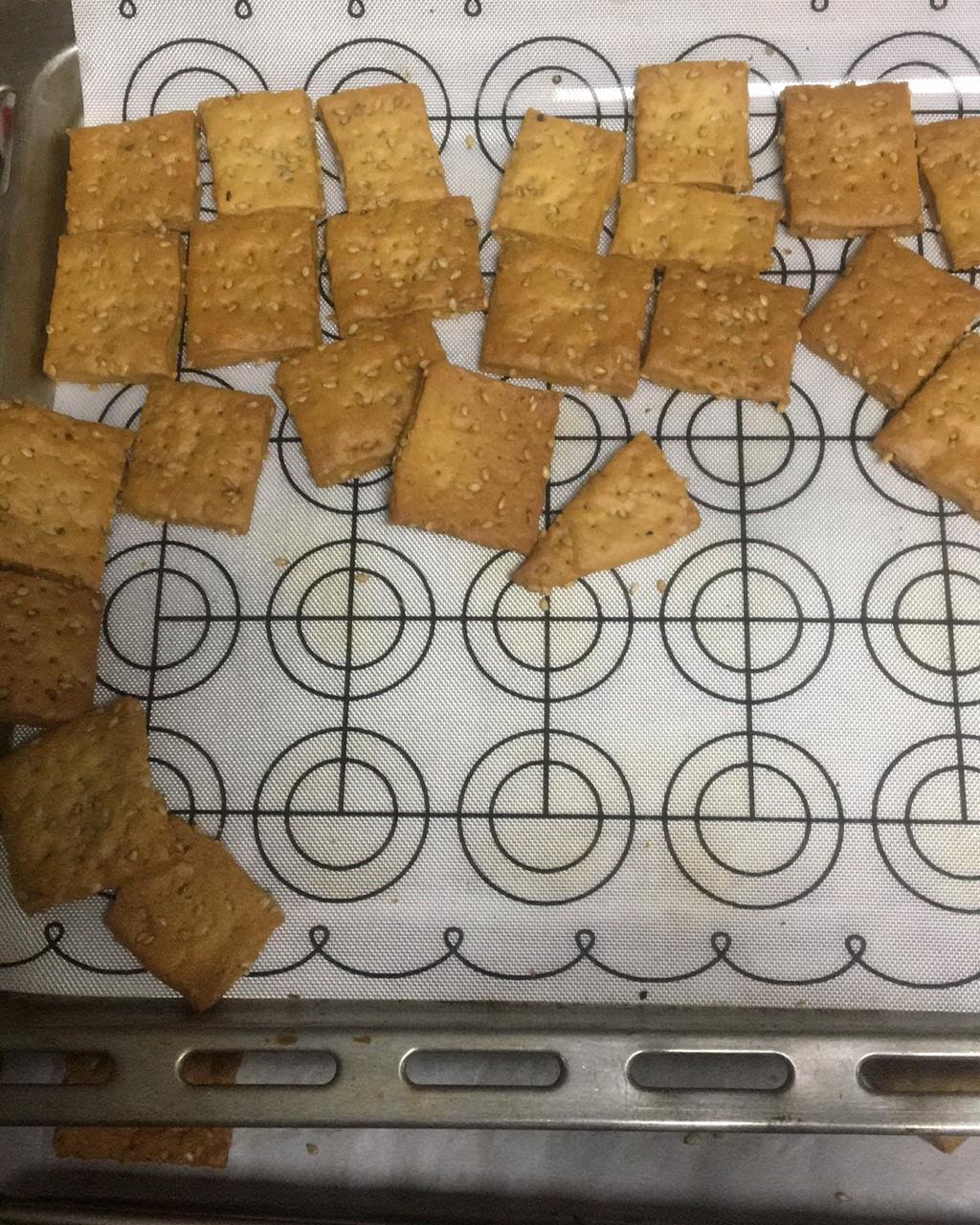 无糖芝麻苏打饼干